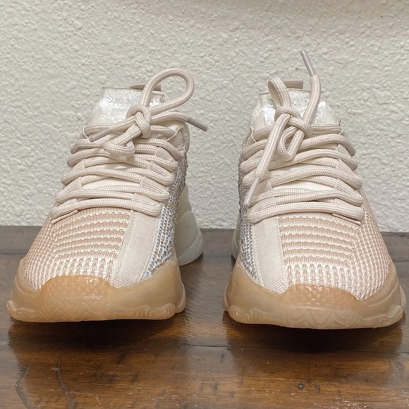 Steve Madden Other - steve madden girl’s rhinestone sneaker tennis shoe athletic tan beige size 1
